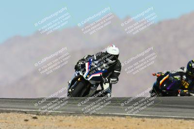 media/Feb-03-2024-SoCal Trackdays (Sat) [[767c60a41c]]/4-Turn 9 Set 1 (1040am)/